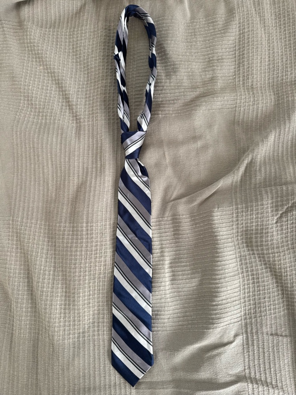 Bar III silk Striped Navy and Silver Men's Necktie